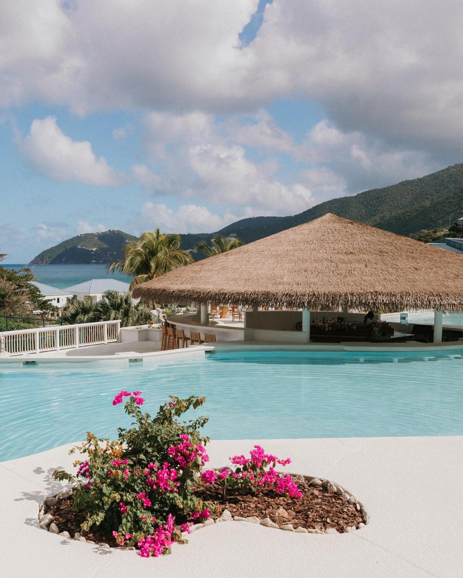 Long Bay Beach Resort Freshwater Pond Extérieur photo