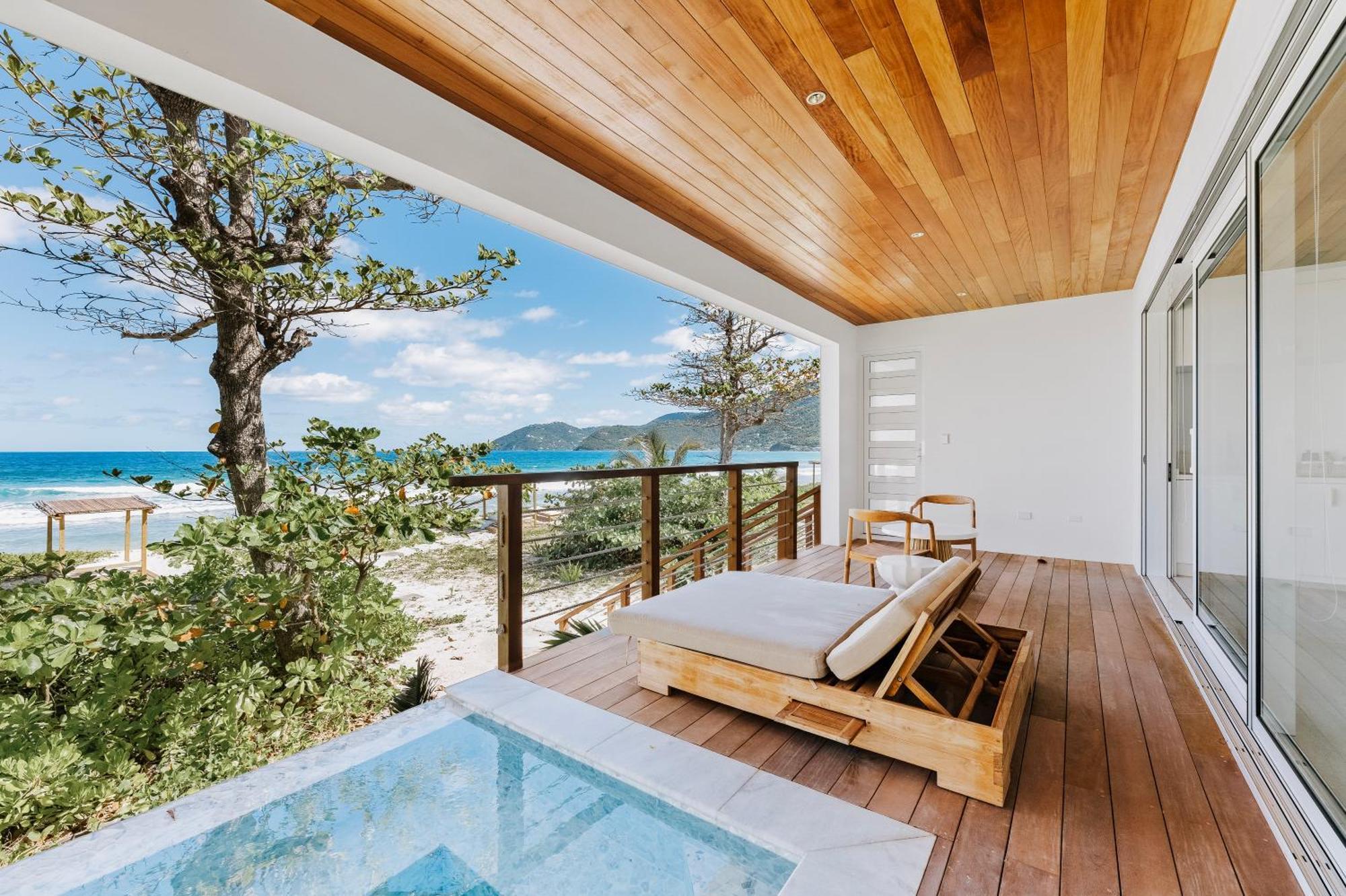Long Bay Beach Resort Freshwater Pond Extérieur photo